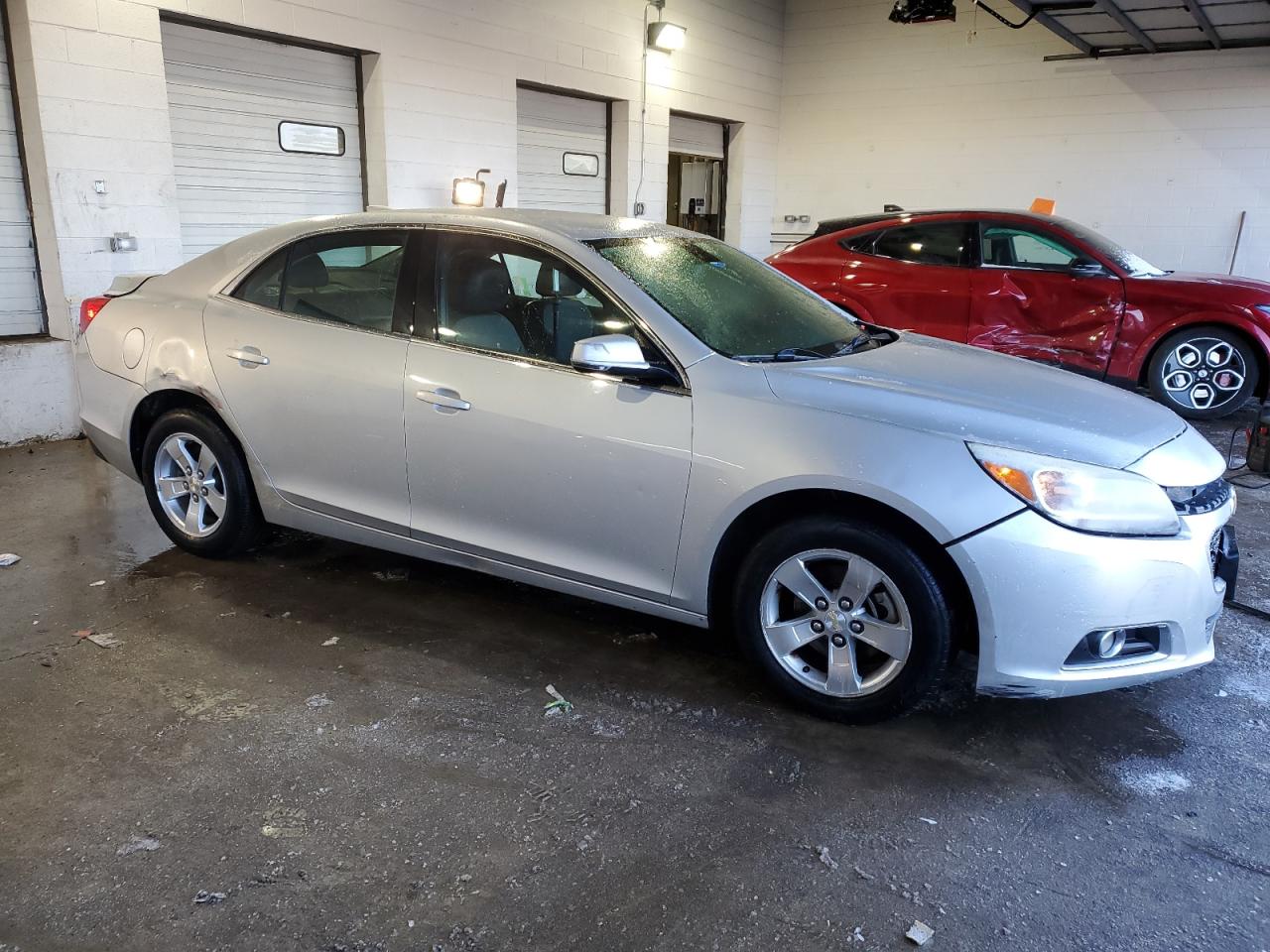 2016 Chevrolet Malibu - Image 4