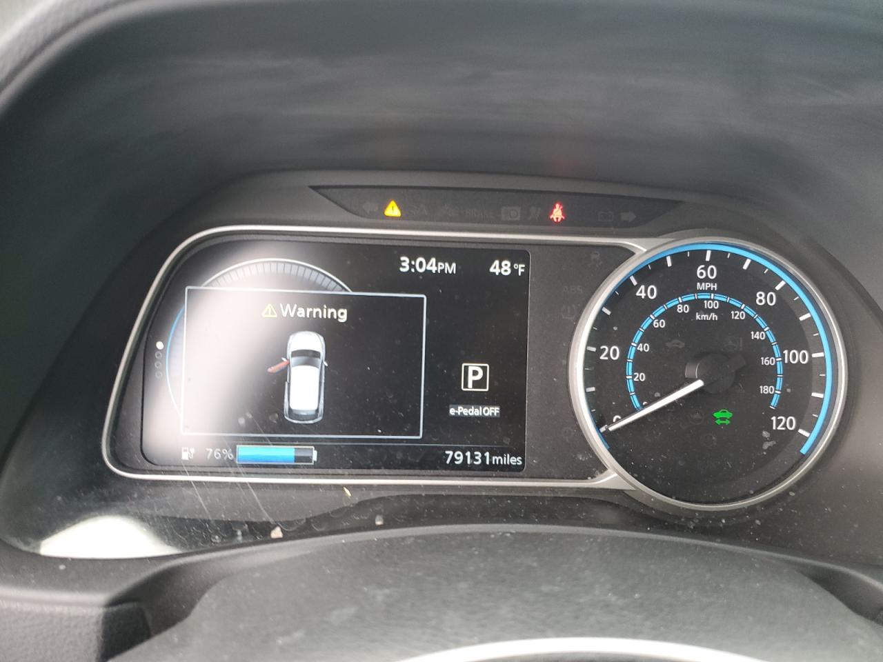 2022 Nissan Leaf - Image 9