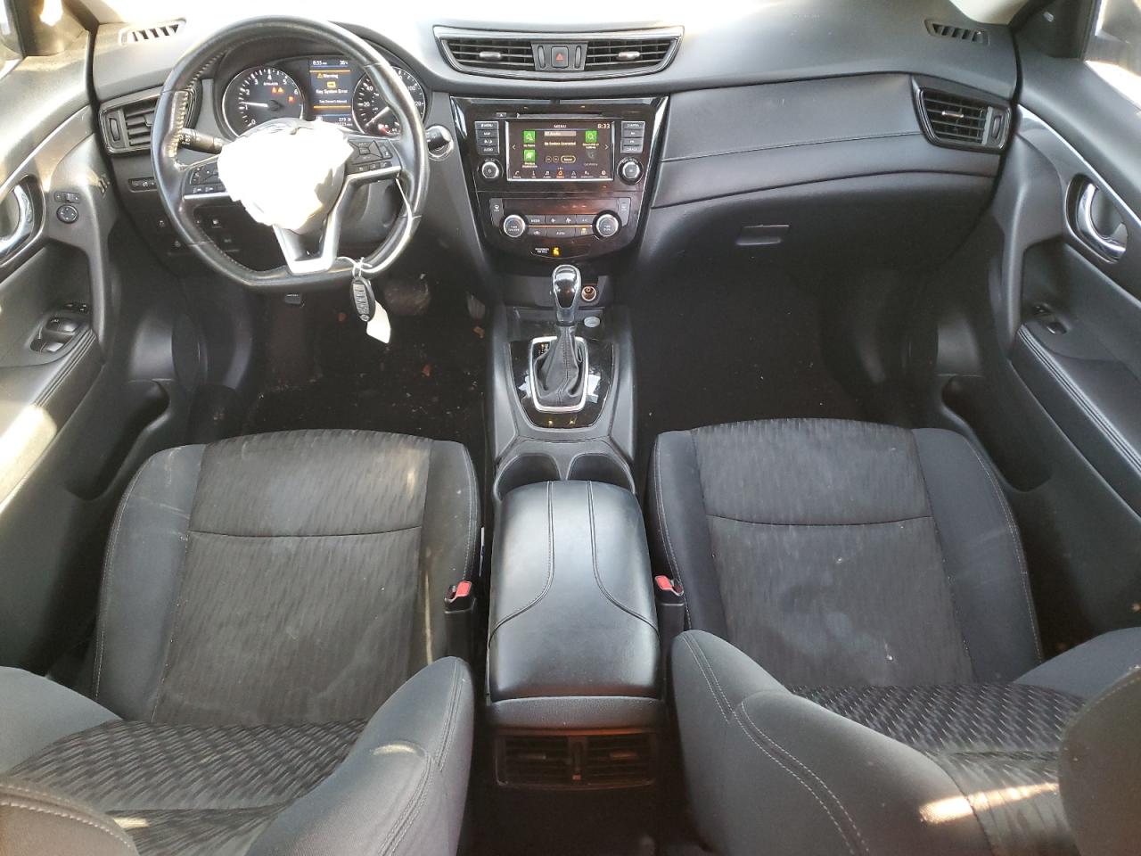 2018 Nissan Rogue - Image 8