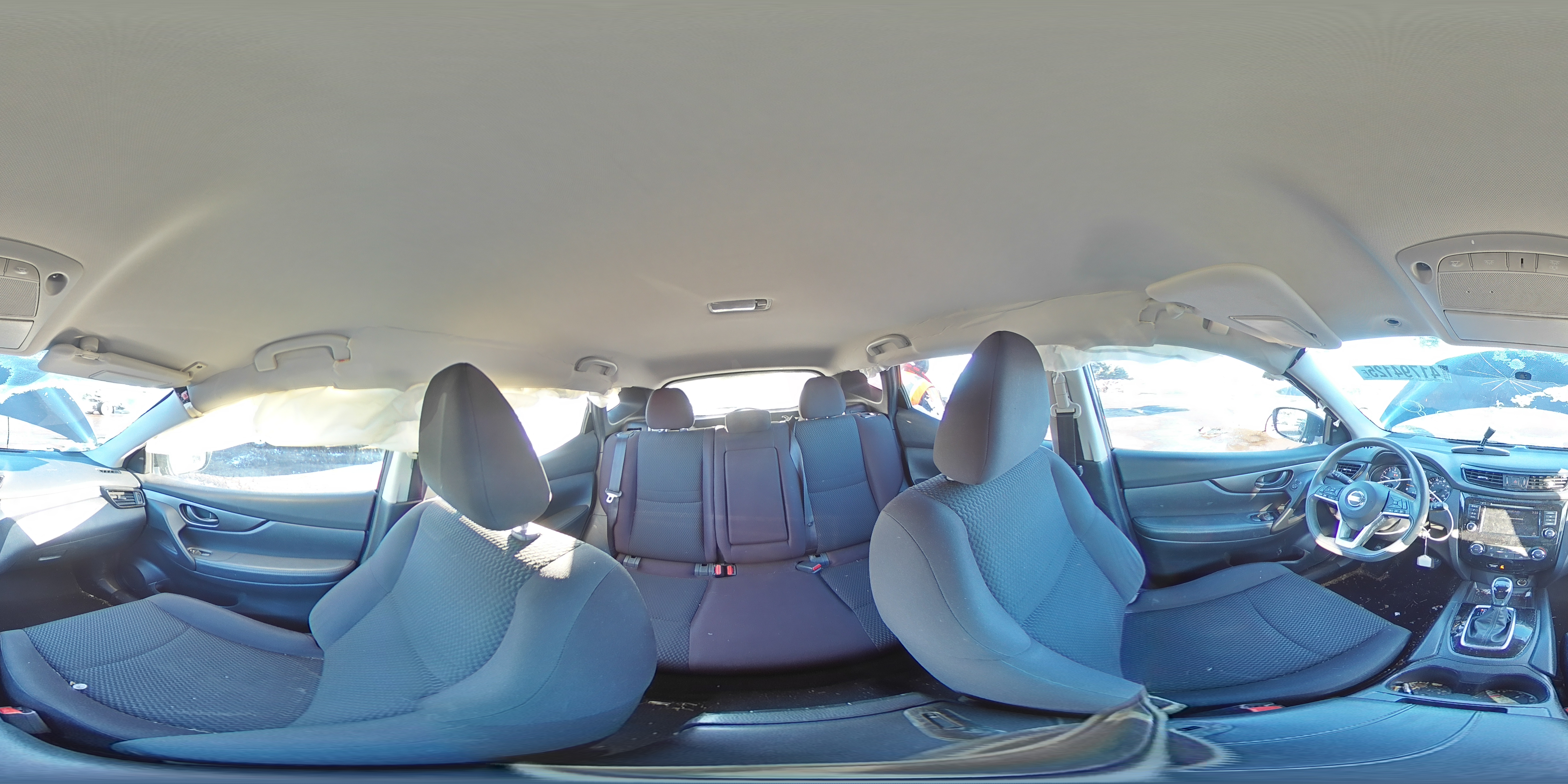 2019 Nissan Rogue - Image 13