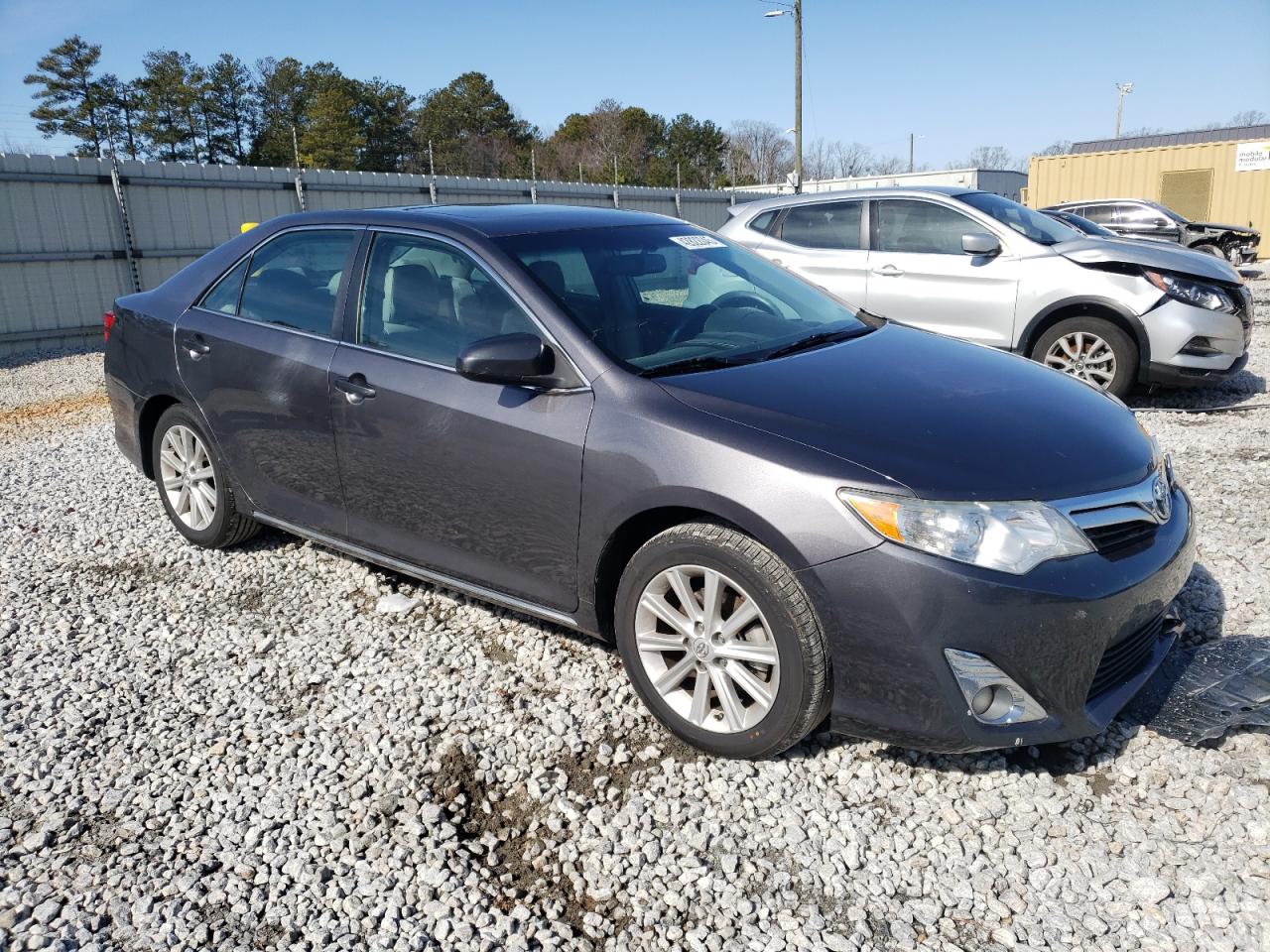 2014 Toyota Camry - Image 4