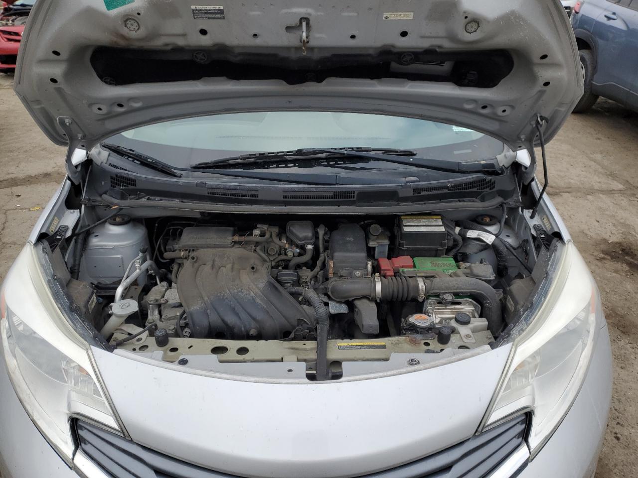 2015 Nissan Versa - Image 11