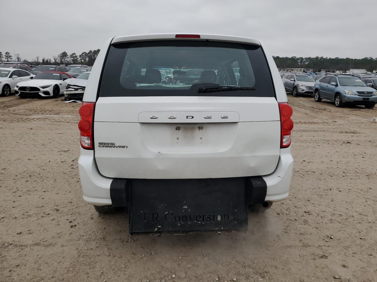 2014 Dodge Caravan - Image 6