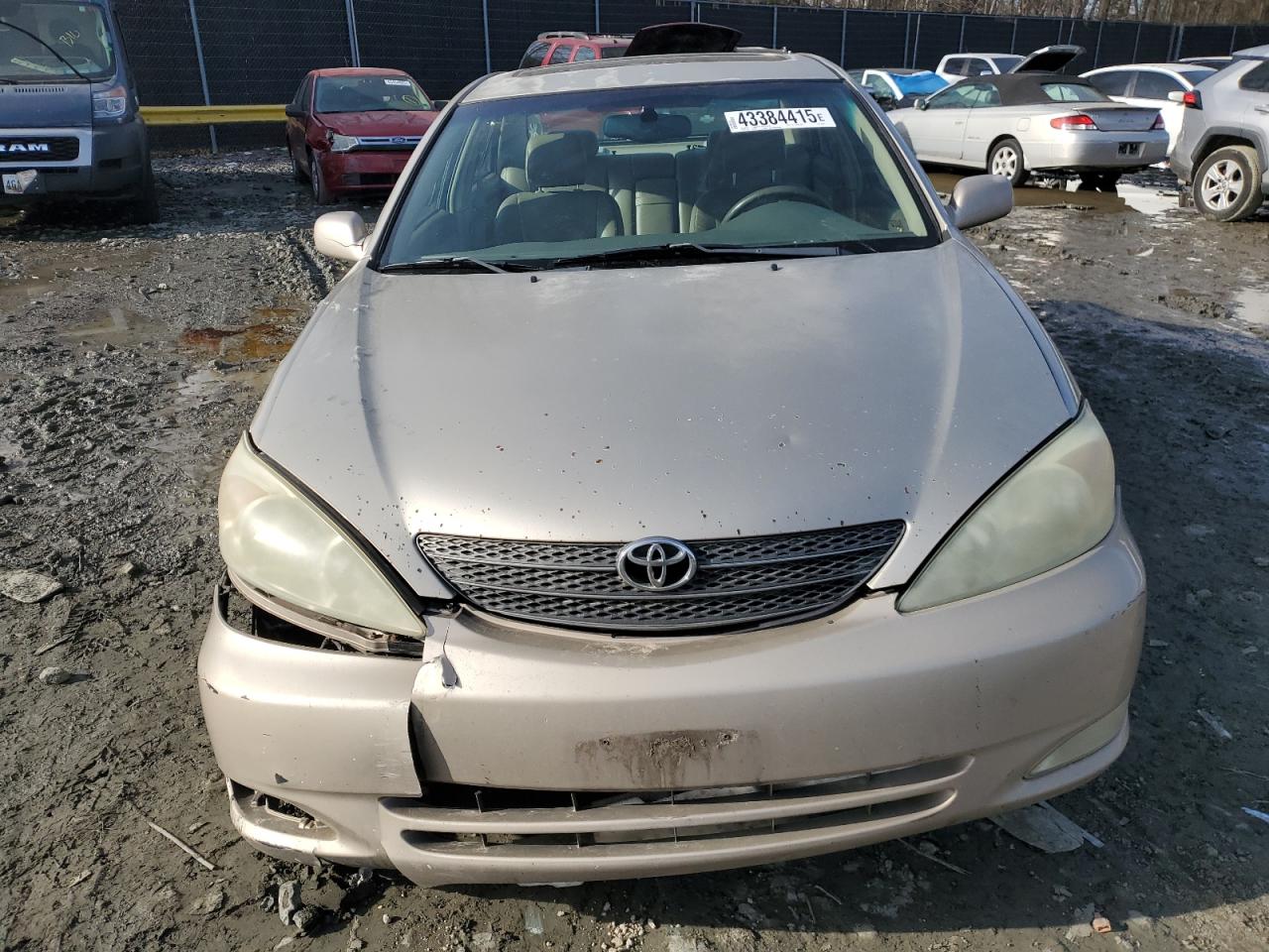2004 Toyota Camry - Image 5