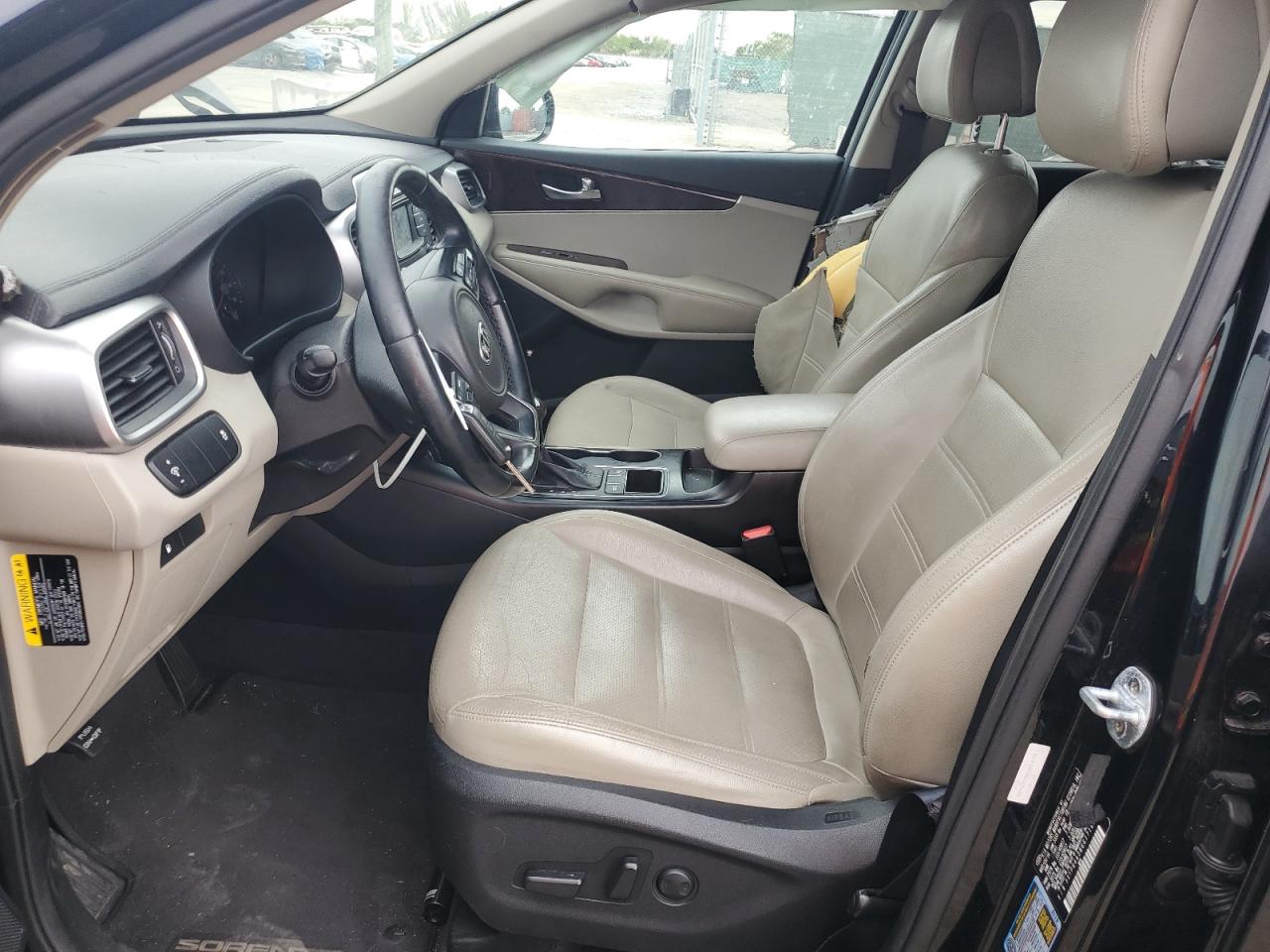 2016 Kia Sorento - Image 7
