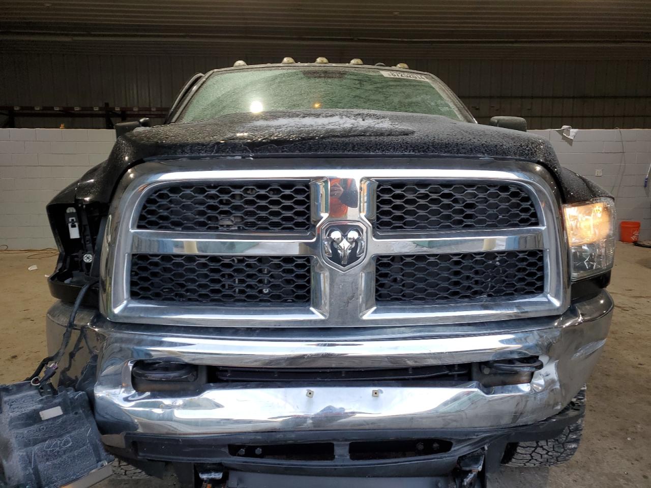 2017 RAM 2500 - Image 5
