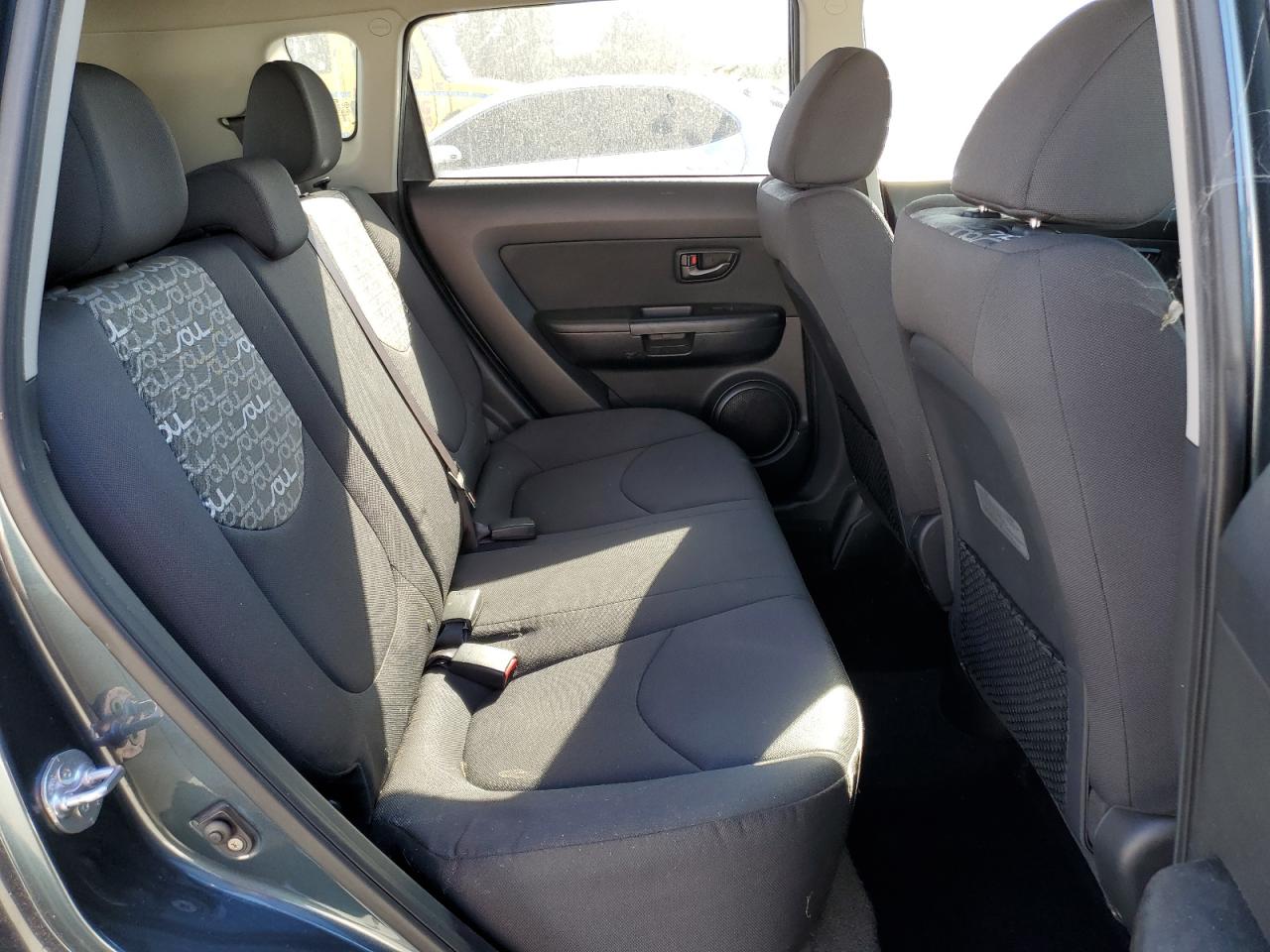 2011 Kia Soul + VIN: KNDJT2A22B7271417 Lot: 88494275