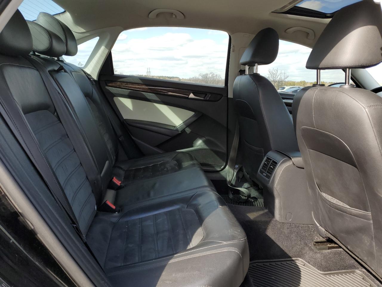 2014 Volkswagen Passat - Image 11