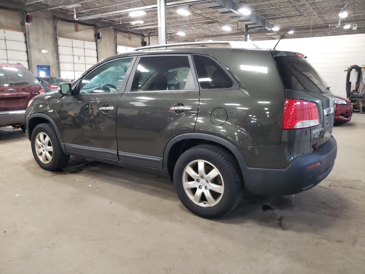 2011 Kia Sorento - Image 2