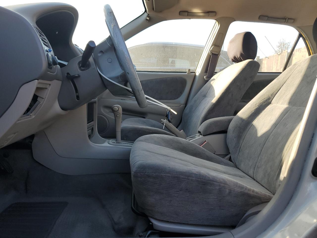 2000 Toyota Corolla - Image 7