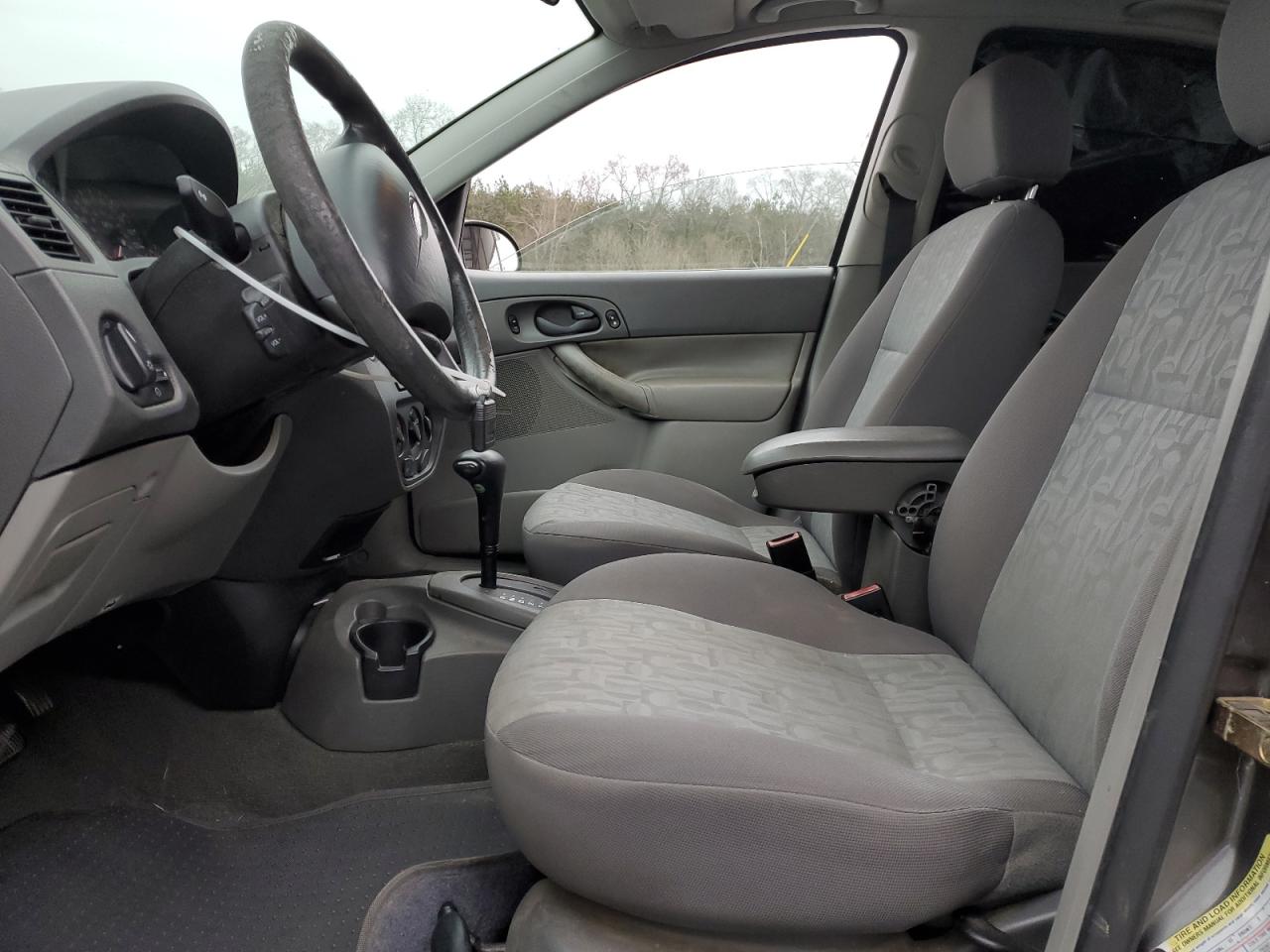 2005 Ford Focus - Image 7