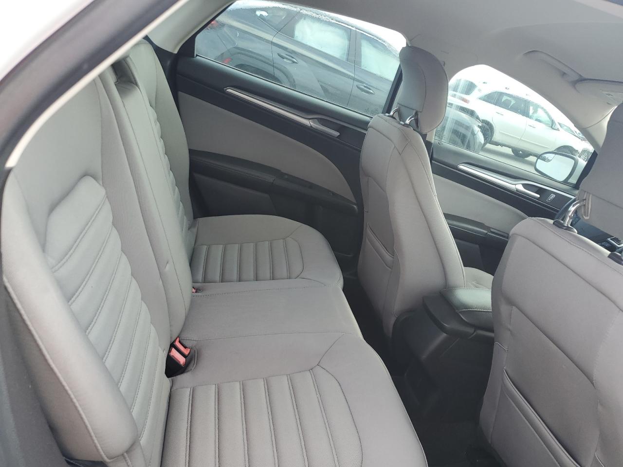 2014 Ford Fusion - Image 10