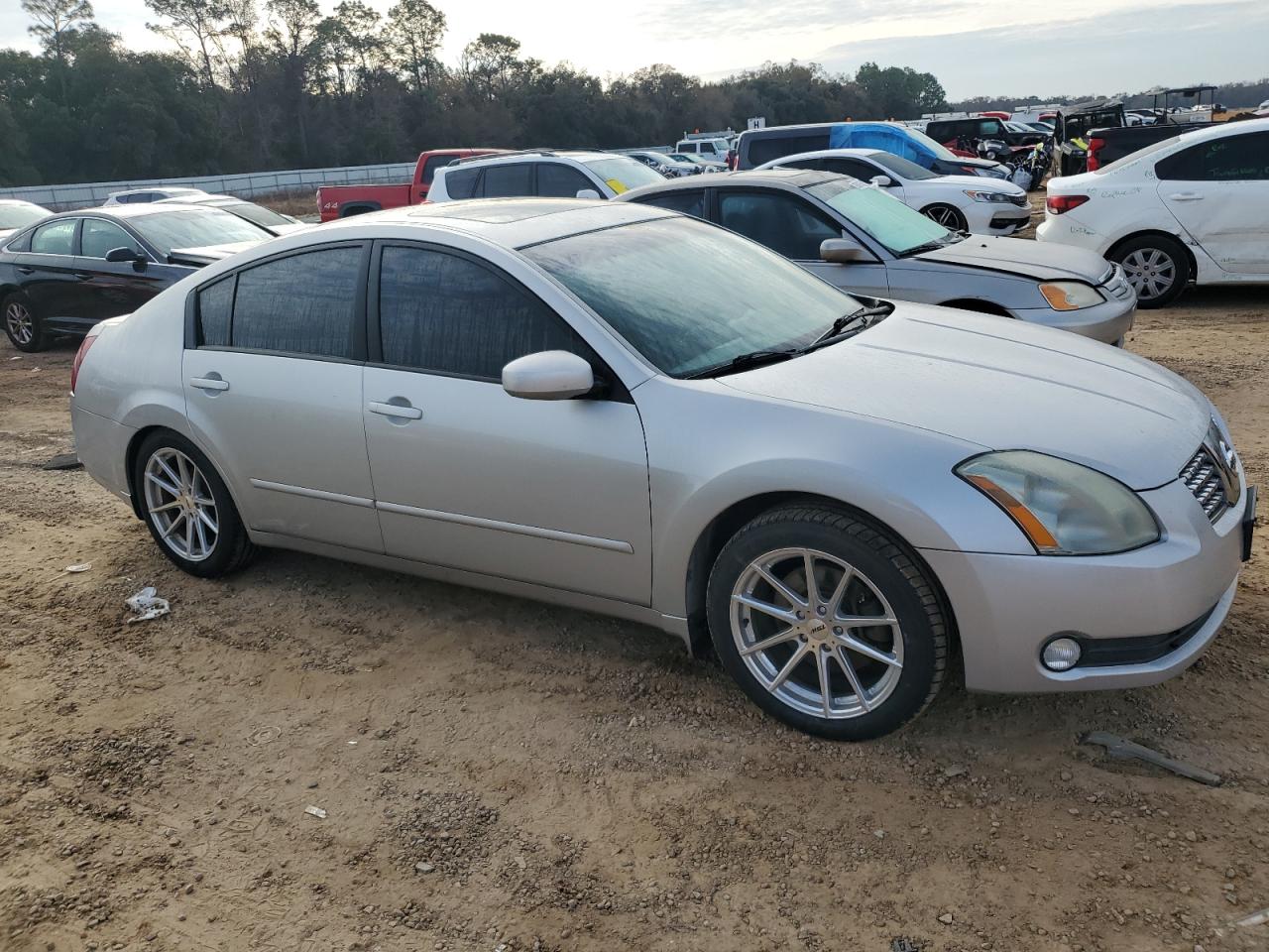 2006 Nissan Maxima - Image 4