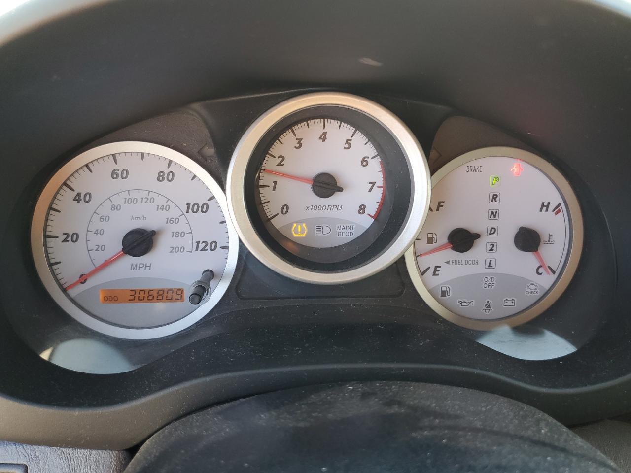 2005 Toyota RAV 4 - Image 9