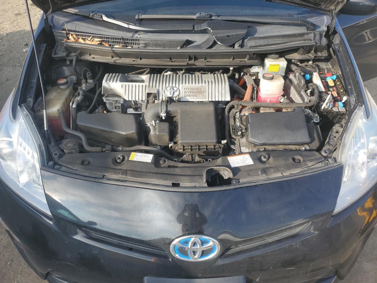 2015 Toyota Prius - Image 11