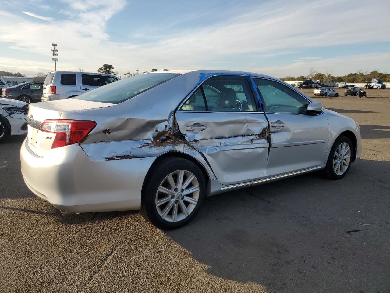 2014 Toyota Camry - Image 3