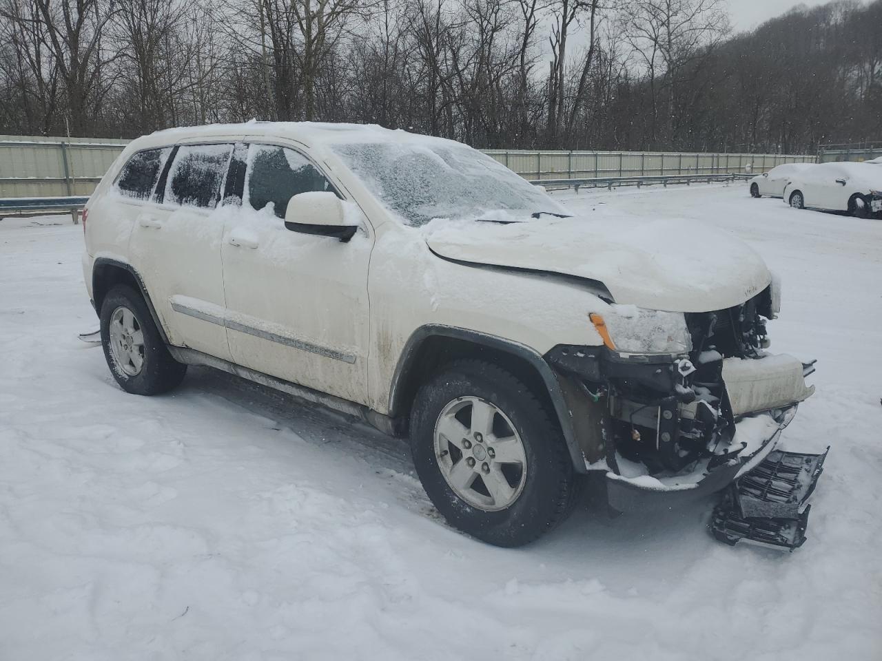 2011 Jeep Grand Cherokee - Image 4