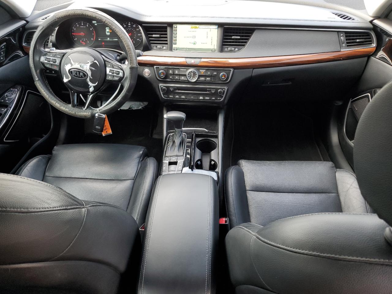 2017 Kia Cadenza - Image 8