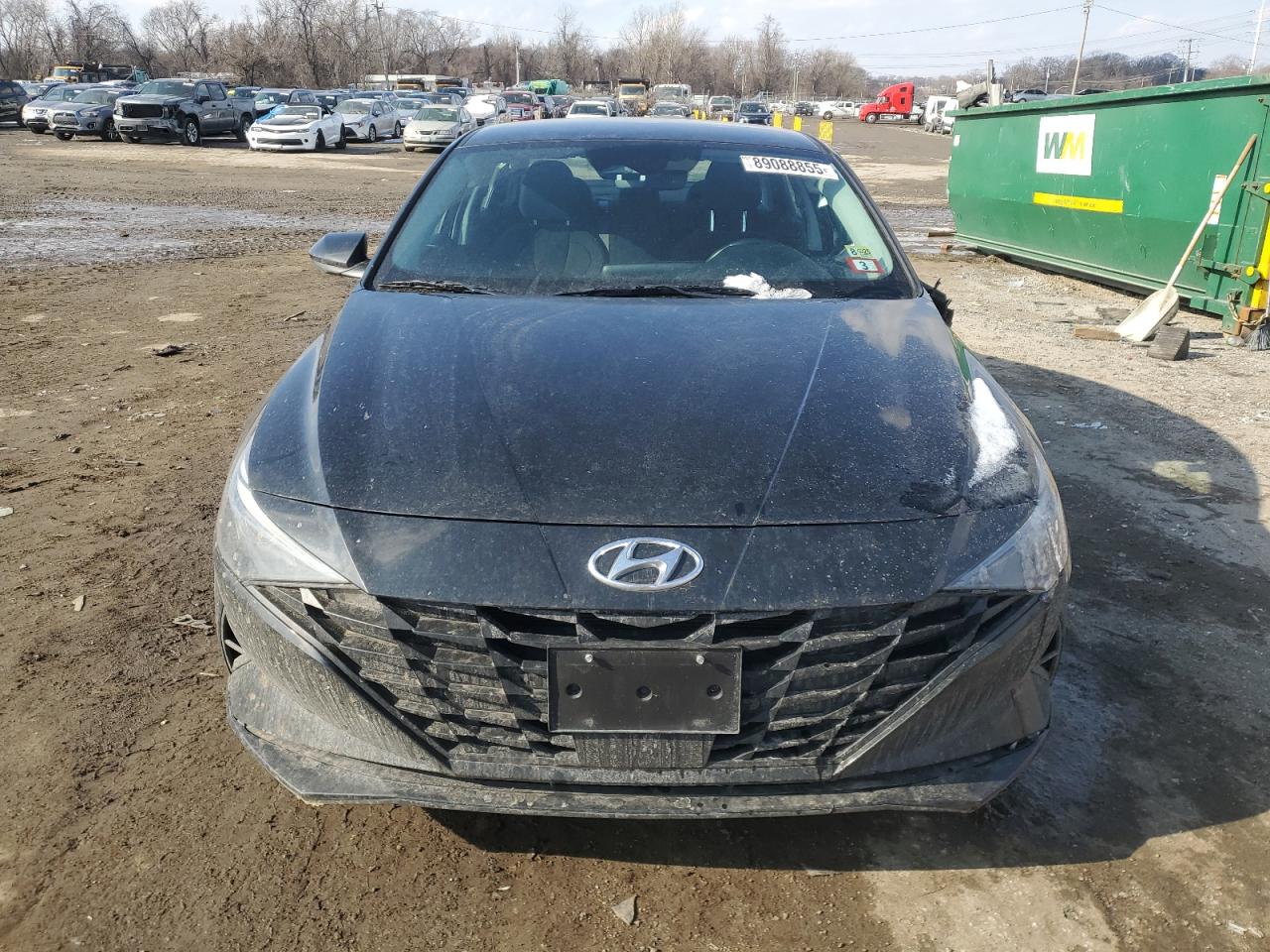 2021 Hyundai Elantra - Image 5
