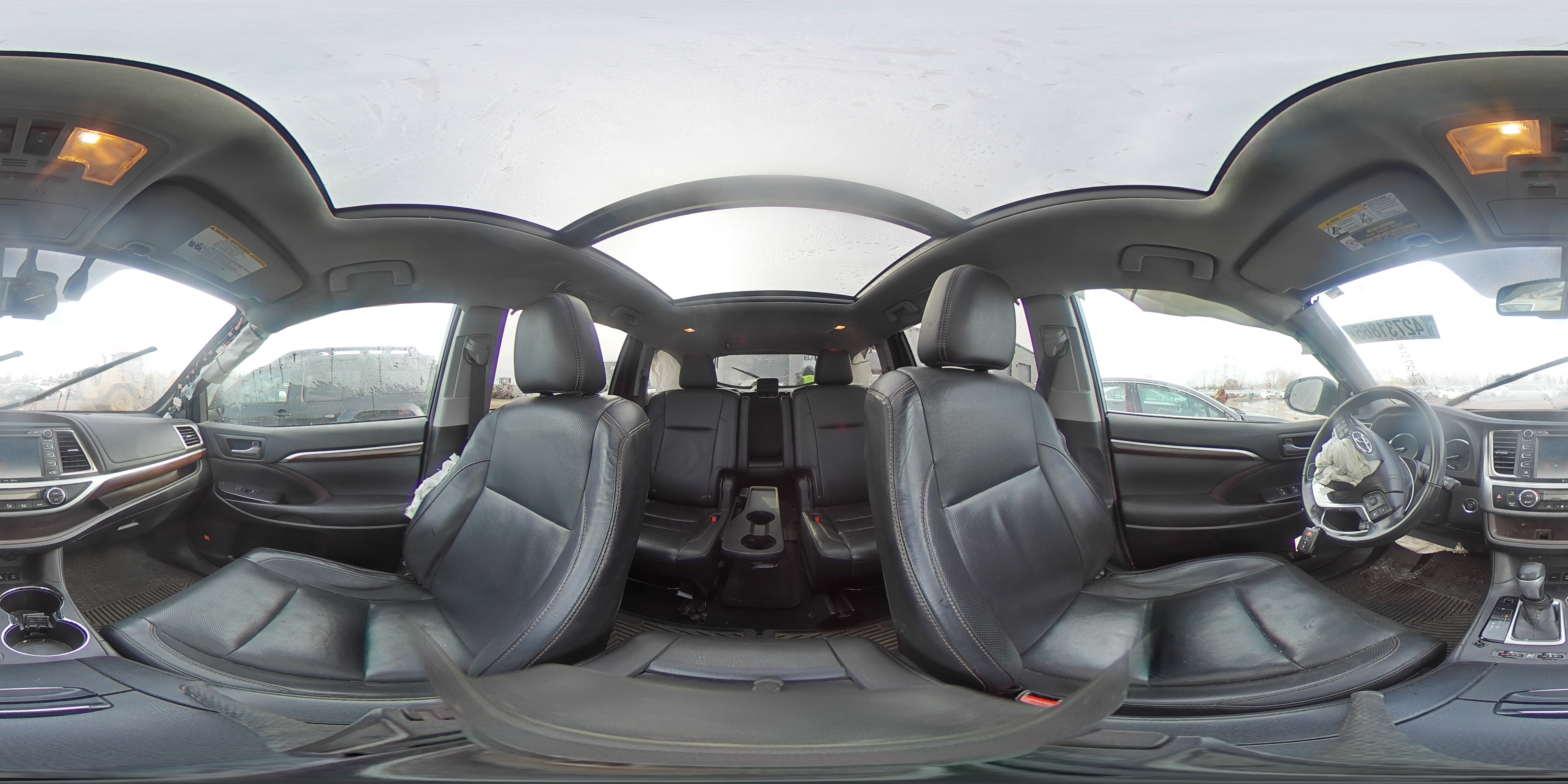 2016 Toyota Highlander - Image 15