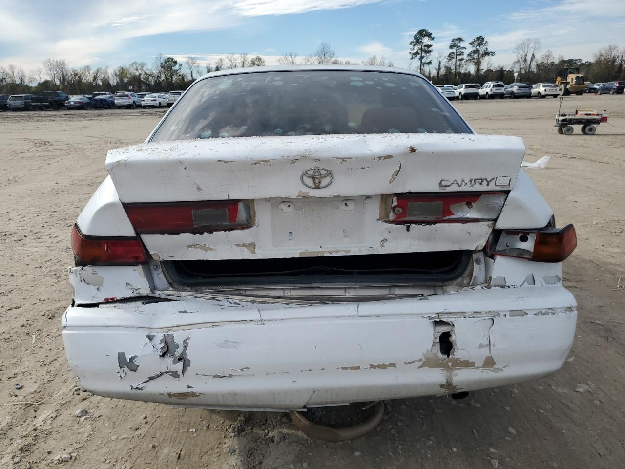 1997 Toyota Camry - Image 6