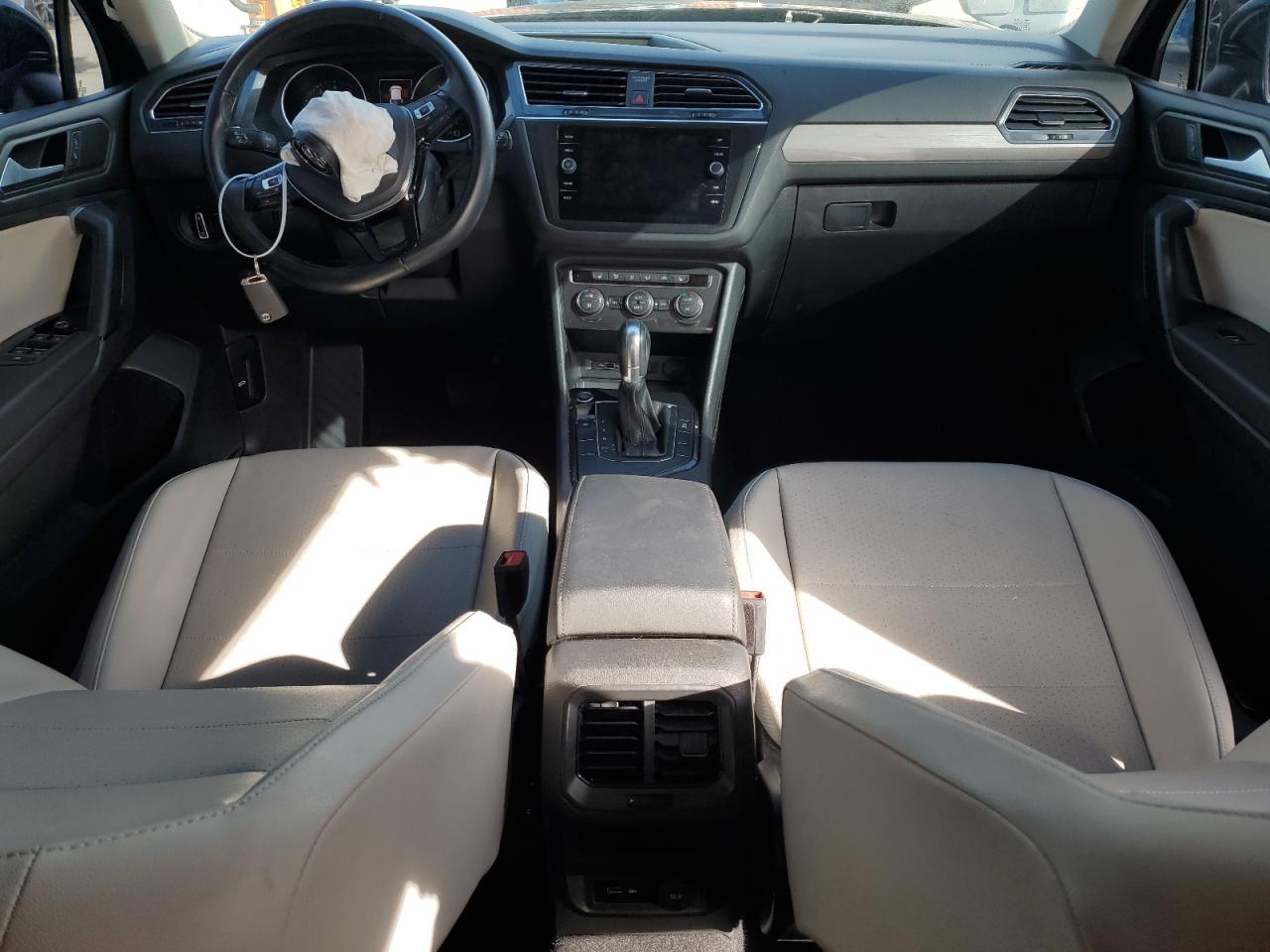 2019 Volkswagen Tiguan - Image 8