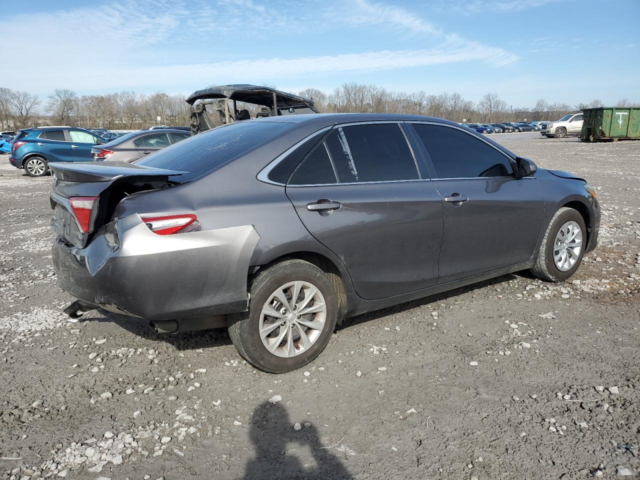 2016 Toyota Camry - Image 3