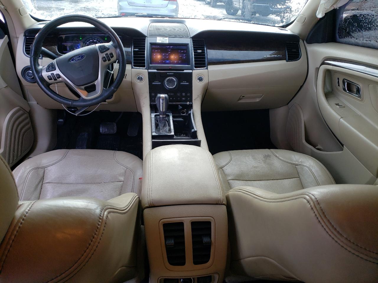 2013 Ford Taurus - Image 8
