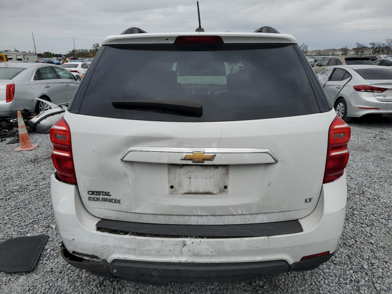 2017 Chevrolet Equinox - Image 6