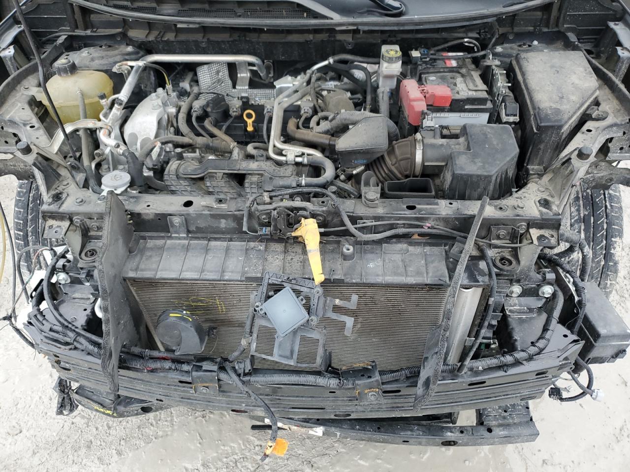 2021 Nissan Rogue - Image 11