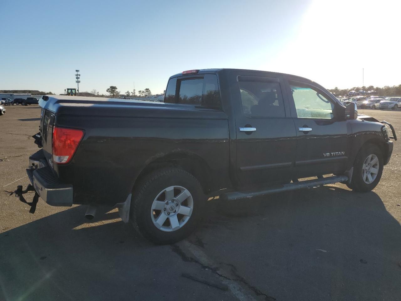 2006 Nissan Titan - Image 3