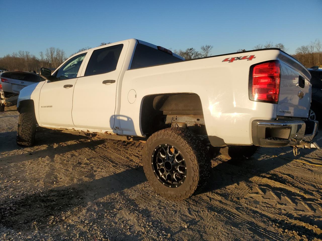 2014 Chevrolet Silverado - Image 2