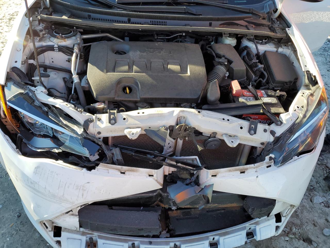 2019 Toyota Corolla - Image 11