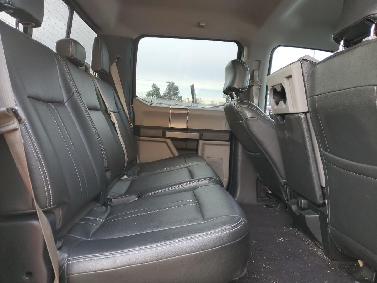 2016 Ford F-150 - Image 10