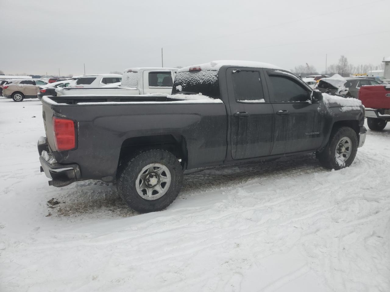 2015 Chevrolet Silverado - Image 3