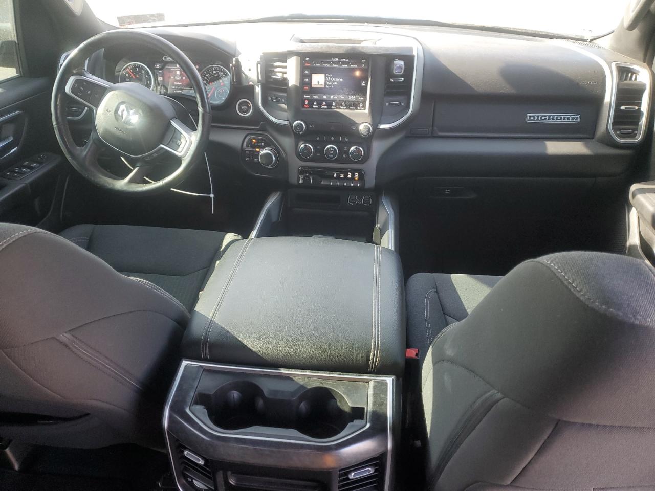 2020 RAM 1500 - Image 8