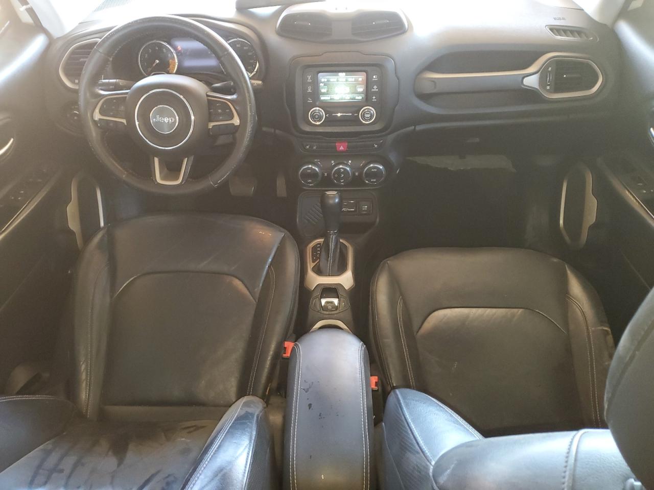 2016 Jeep Renegade - Image 8
