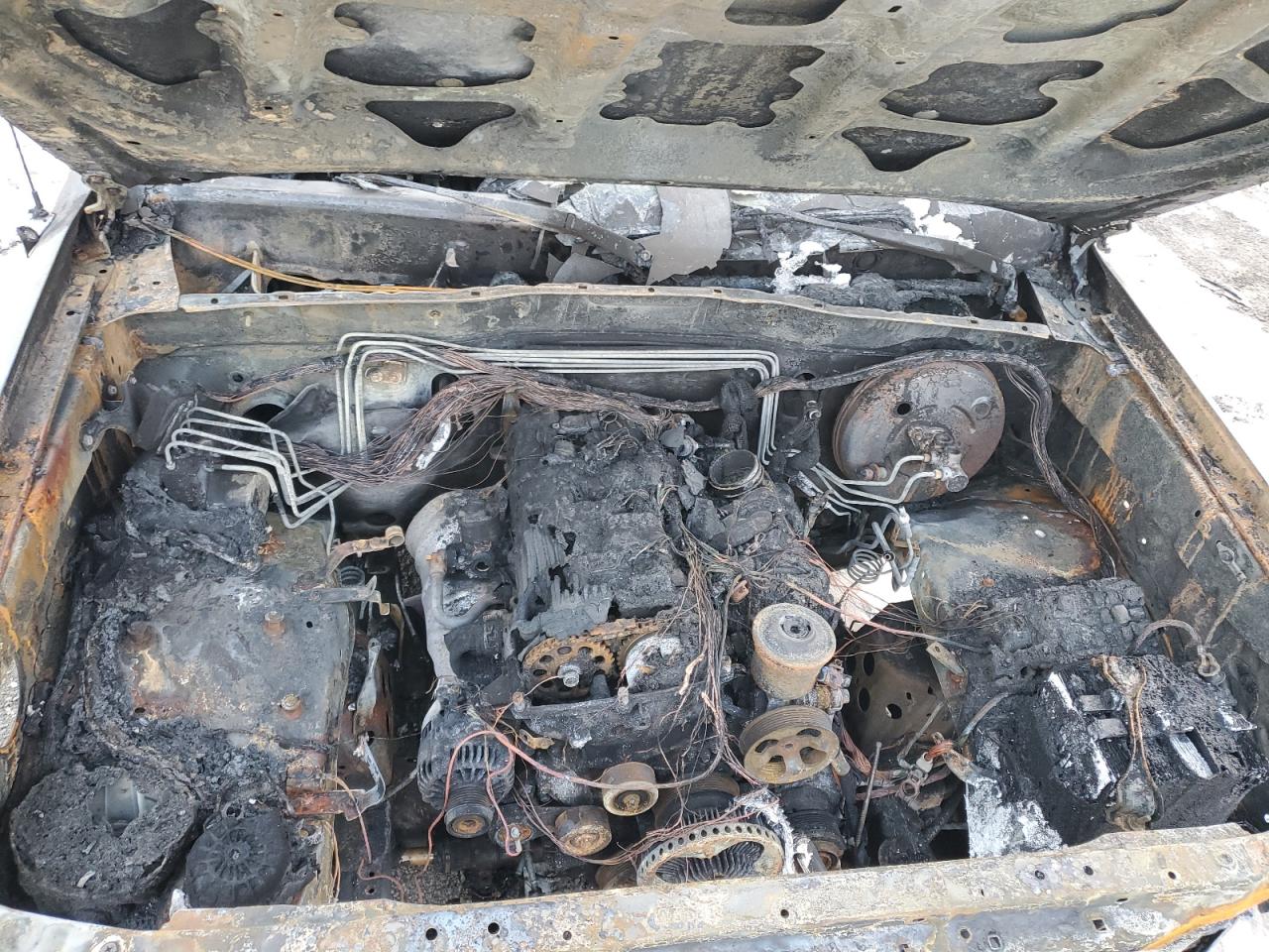 2015 Toyota Tacoma - Image 11