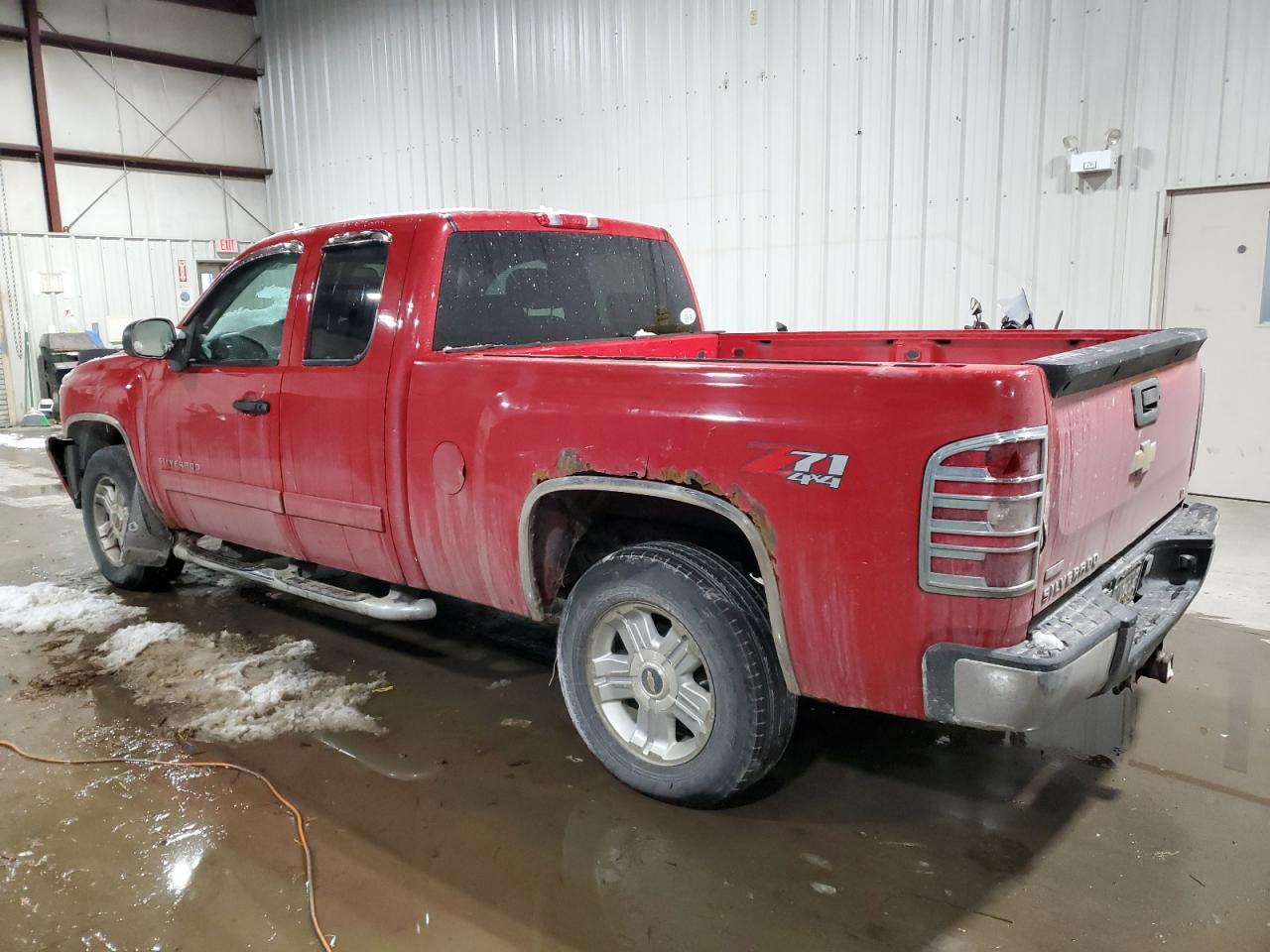 2011 Chevrolet Silverado - Image 2