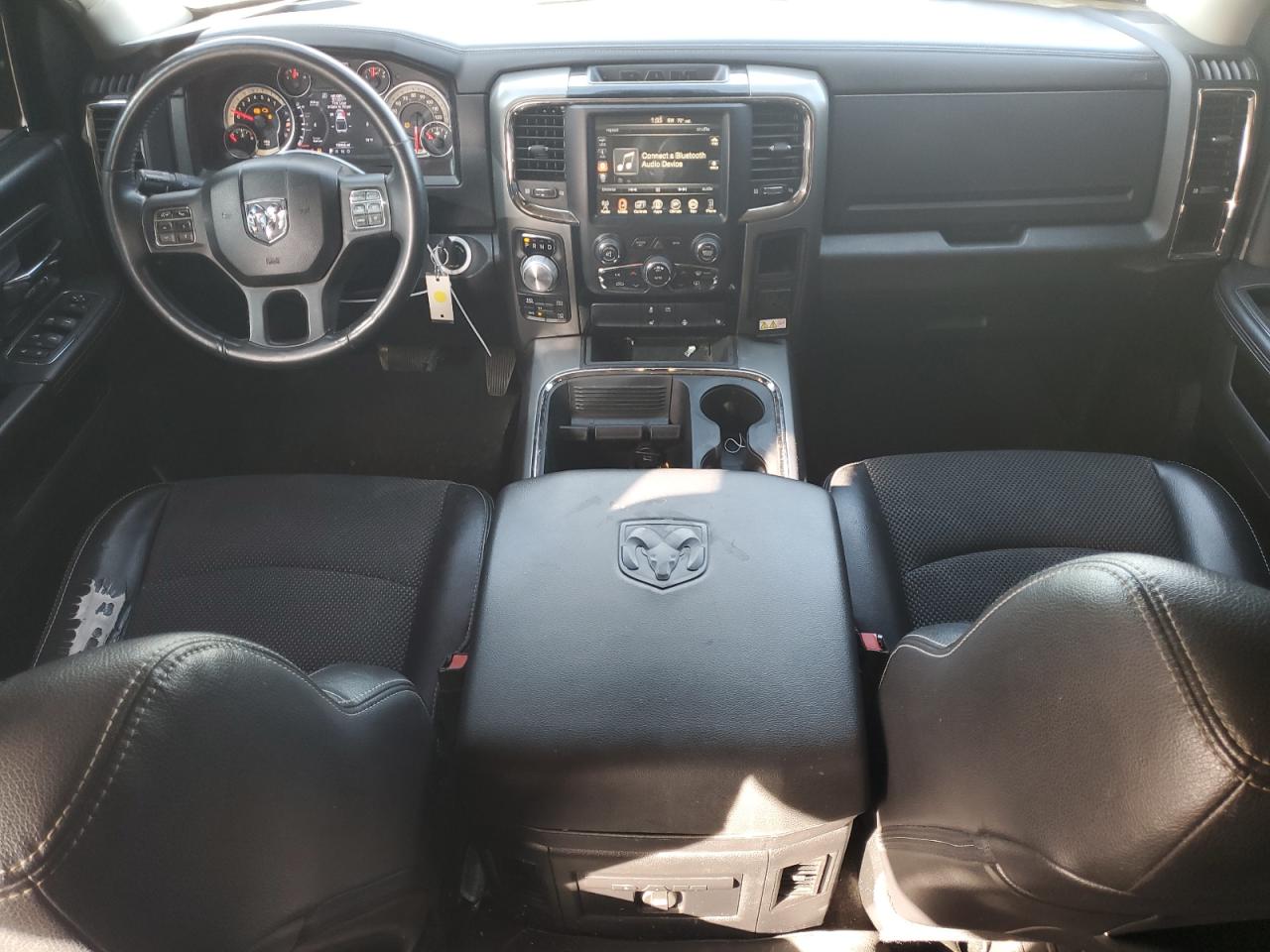 2016 RAM 1500 - Image 8