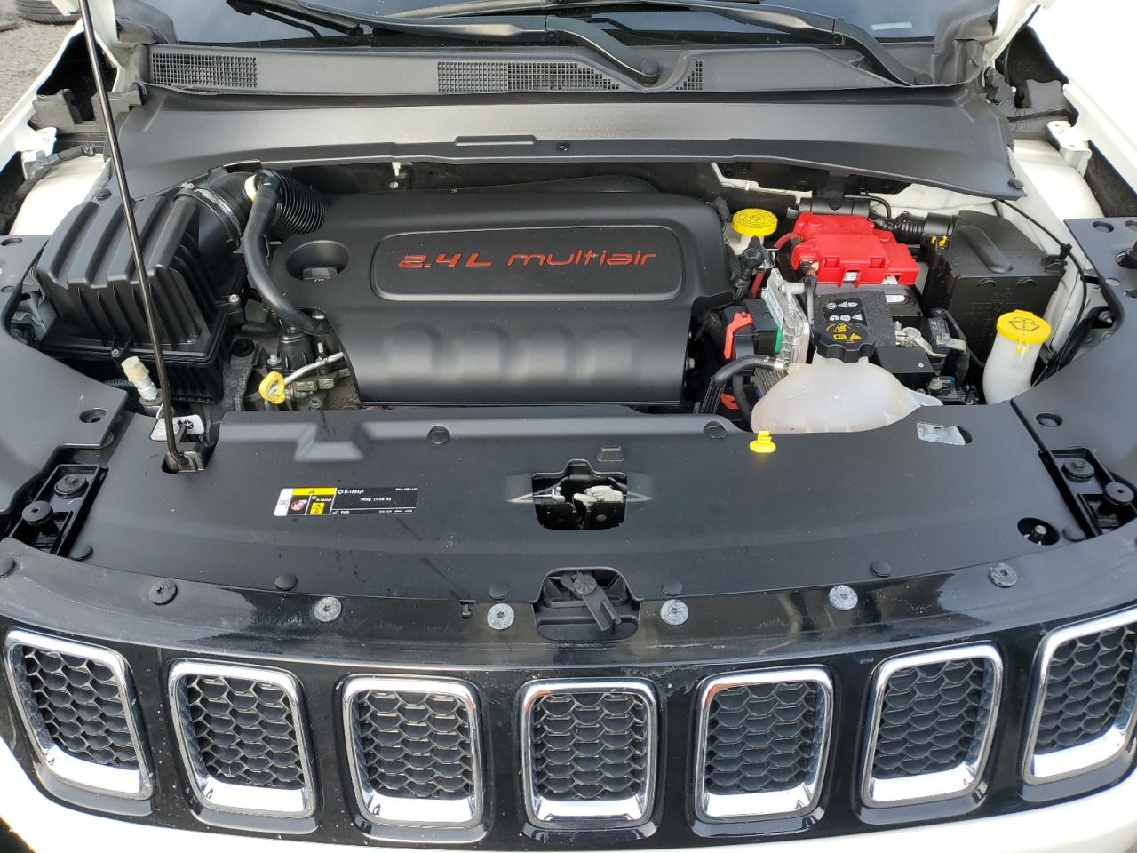 2021 Jeep Compass - Image 12