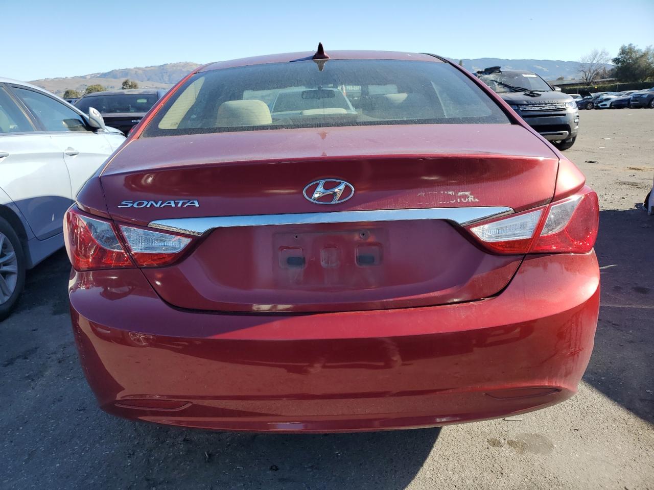 2011 Hyundai Sonata - Image 6
