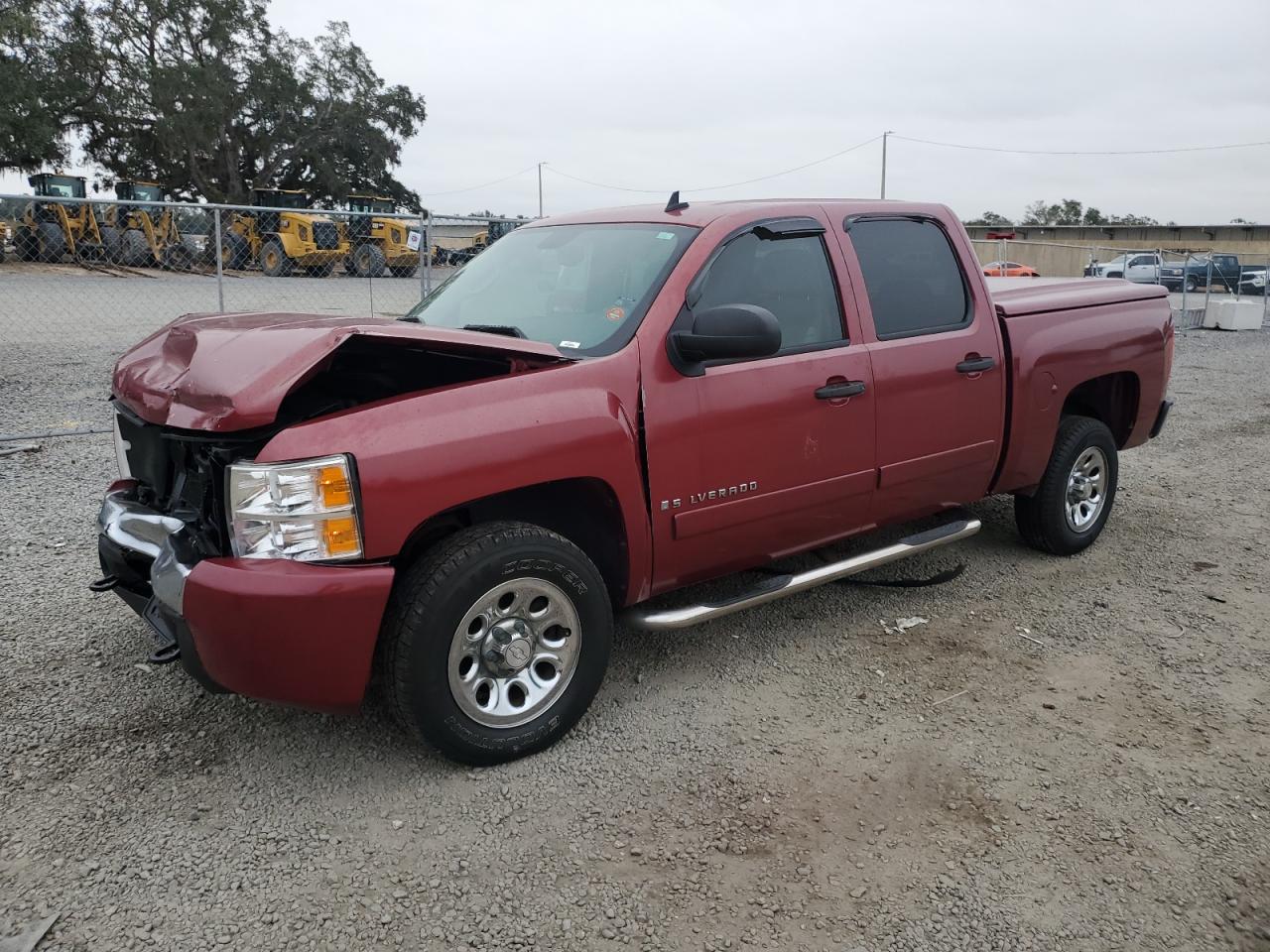 2007 Chevrolet Silverado - Image 1