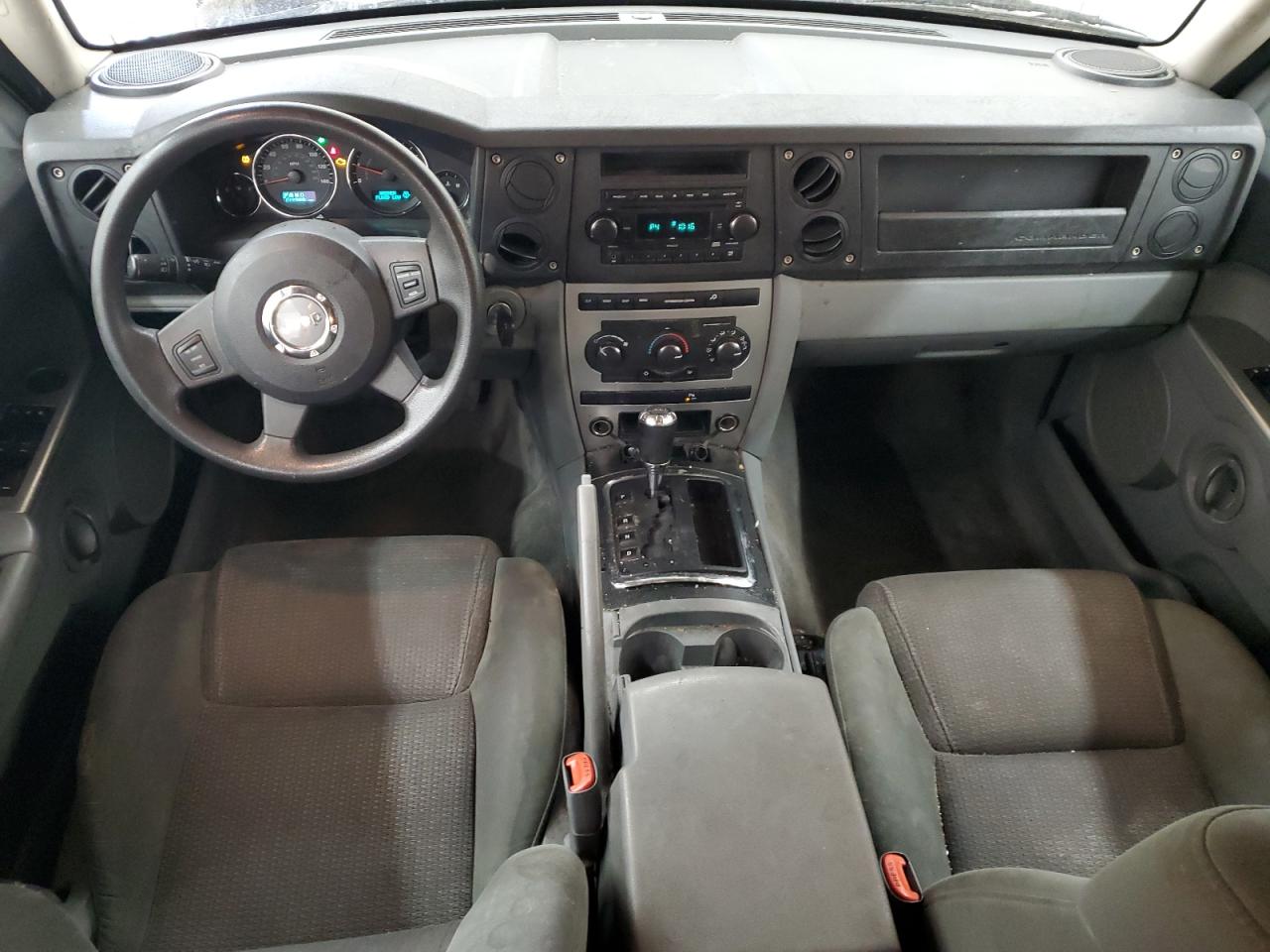 2007 Jeep Commander - Image 8