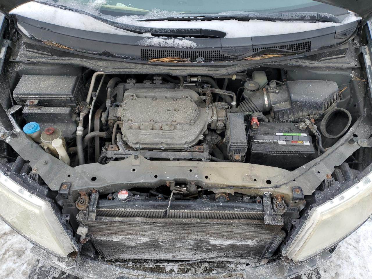 2011 Honda Odyssey - Image 12