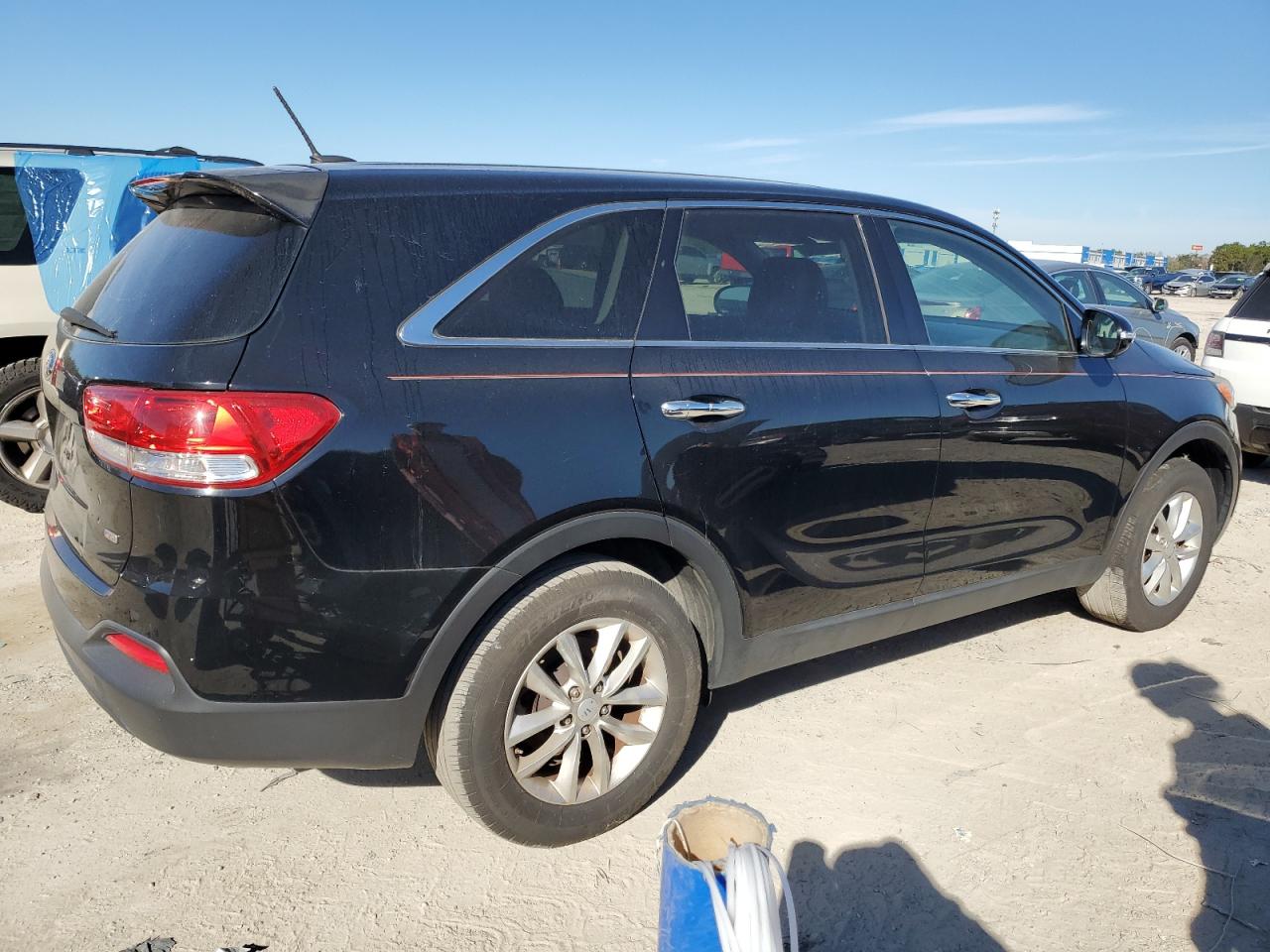 2016 Kia Sorento - Image 3