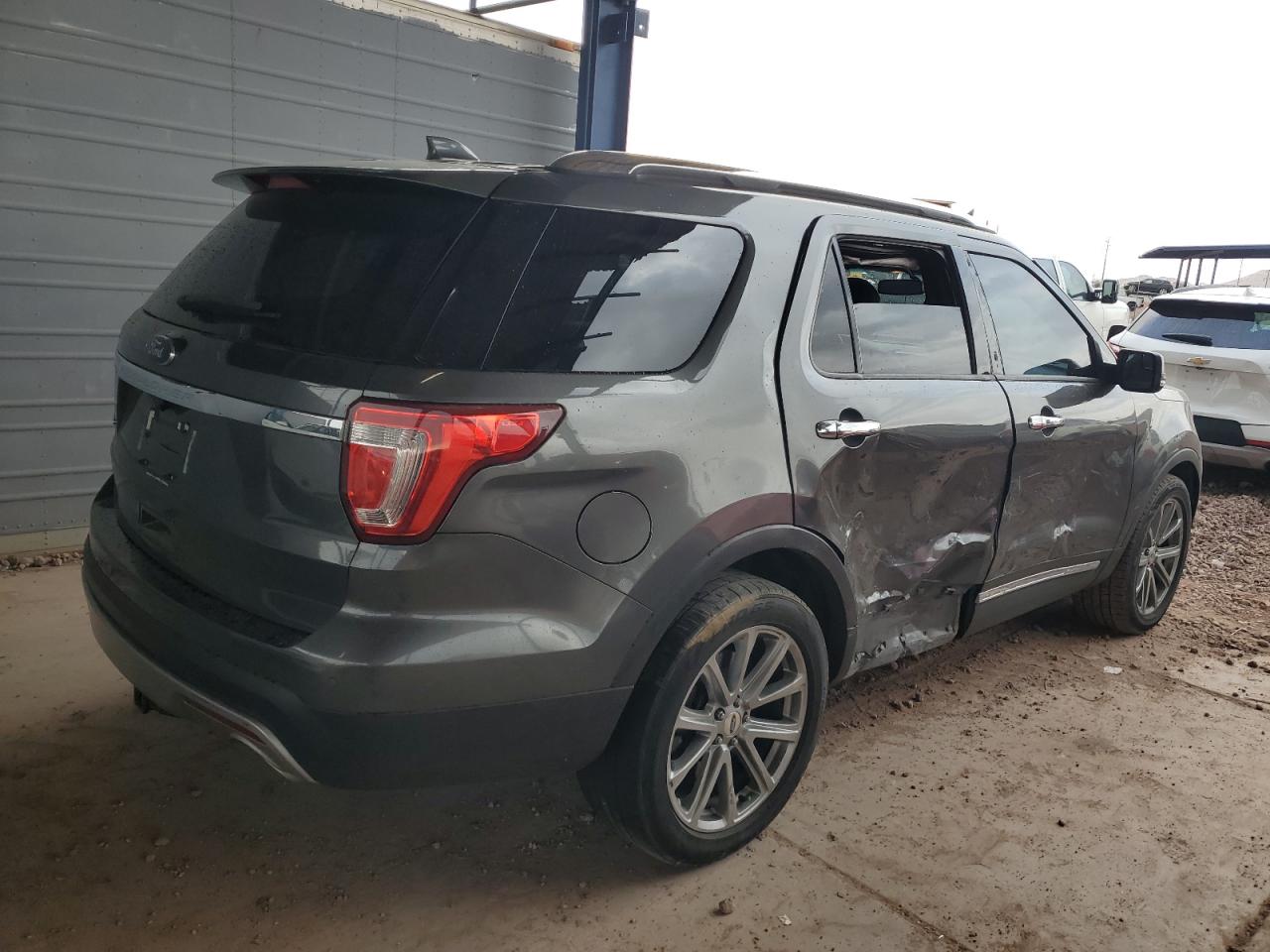 2017 Ford Explorer - Image 3