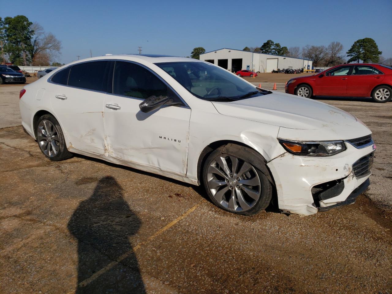 2017 Chevrolet Malibu - Image 4