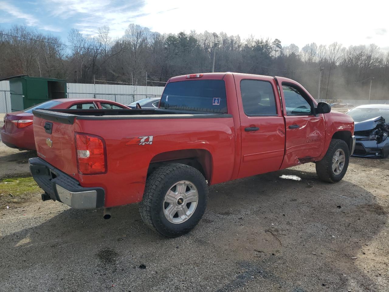 2013 Chevrolet Silverado - Image 3