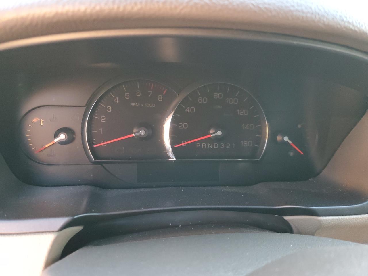 2006 Cadillac DTS - Image 9